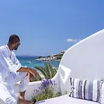 Hippie Chic Hotel 3*