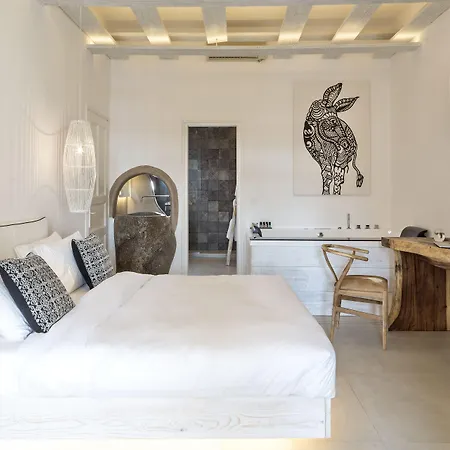 Hippie Chic Otel