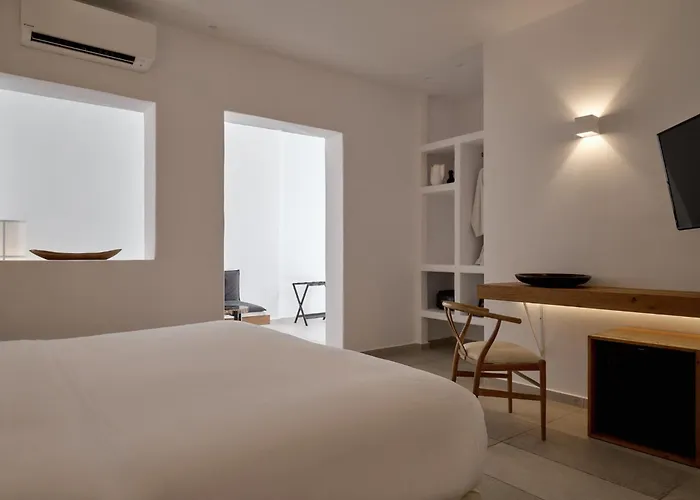 Hippie Chic Szálloda Agios Ioannis Diakoftis