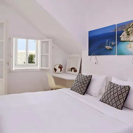 Ξενοδοχείο Hippie Chic 3*